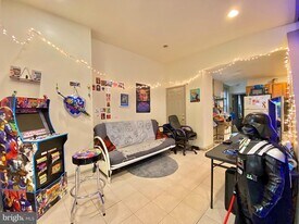 2037 N Carlisle St in Philadelphia, PA - Building Photo