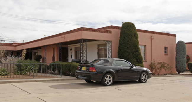 1030-1040 Truman St SE in Albuquerque, NM - Foto de edificio - Building Photo