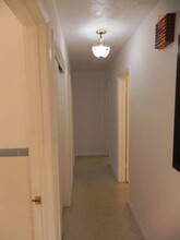 819 N Highland Dr in Hollywood, FL - Foto de edificio - Building Photo