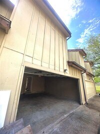 12623 Newbrook Dr - 24