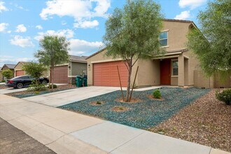 4343 W Allen St in Laveen, AZ - Foto de edificio - Building Photo