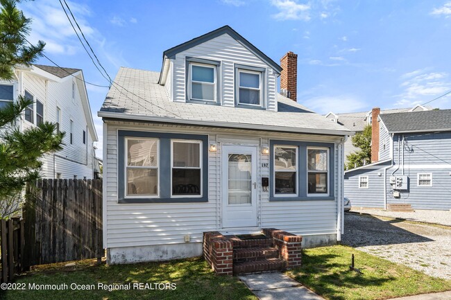 197 2nd Ave in Manasquan, NJ - Building Photo - Building Photo