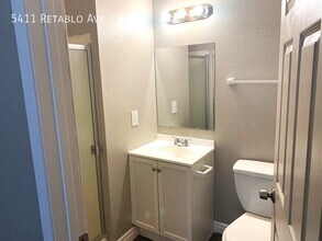 5411 Retablo Ave in Las Vegas, NV - Building Photo - Building Photo