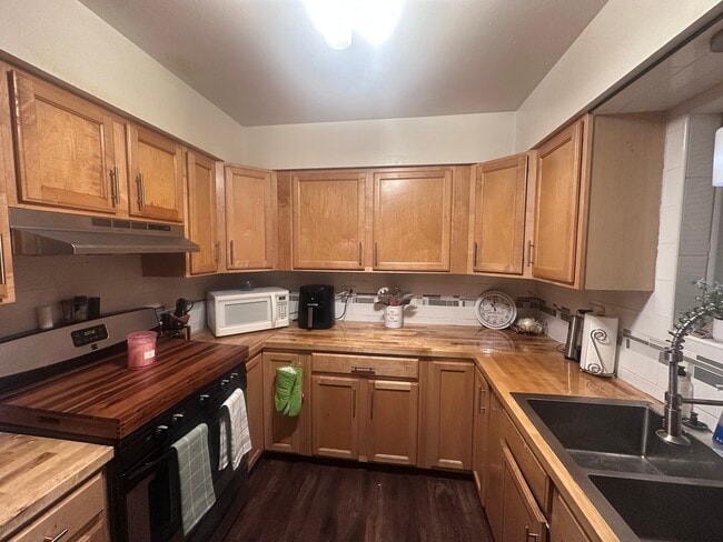 1465 N Northwest Hwy in Park Ridge, IL - Building Photo - Building Photo