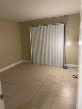 44 SE 14th St in Boca Raton, FL - Foto de edificio - Building Photo