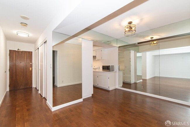 1177 California St in San Francisco, CA - Foto de edificio - Building Photo