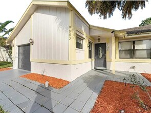 9883 Liberty Ct in Boca Raton, FL - Building Photo - Building Photo