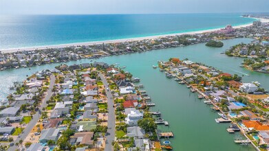 291 N Tessier Dr in St Pete Beach, FL - Building Photo - Building Photo
