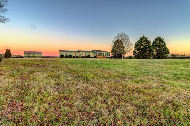 2210 Stony Point Rd in Shelby, NC - Building Photo - Building Photo