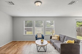 2112 Perkins Pl in Georgetown, TX - Building Photo - Building Photo