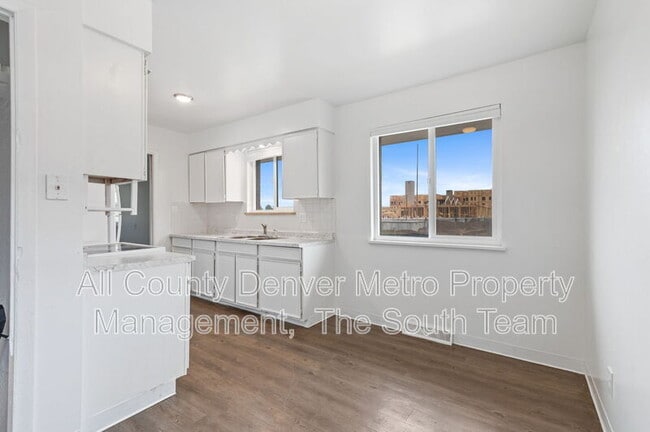 5579 S Delaware St in Littleton, CO - Building Photo - Building Photo