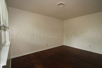 1211 S 9th St in Copperas Cove, TX - Building Photo - Building Photo