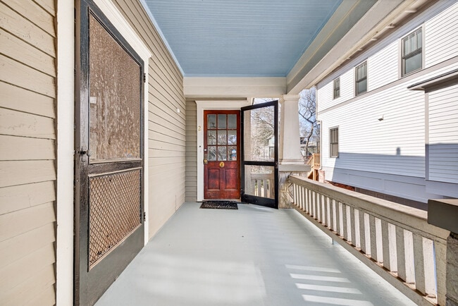 300 Oxford Pl NE, Unit #2-Right in Atlanta, GA - Foto de edificio - Building Photo