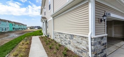 8301 Kannon Dr in Lowell, IN - Building Photo - Building Photo