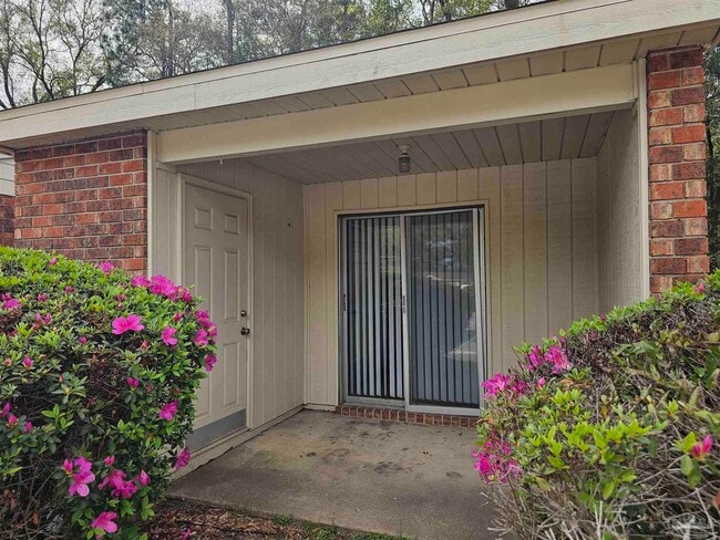 6288 Hamilton Bridge Rd in Milton, FL - Building Photo - Building Photo