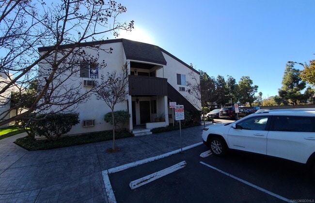 1395 Caminito Gabaldon in San Diego, CA - Building Photo - Building Photo