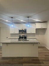 1048 Heritage Way in Bryant, AR - Building Photo - Building Photo