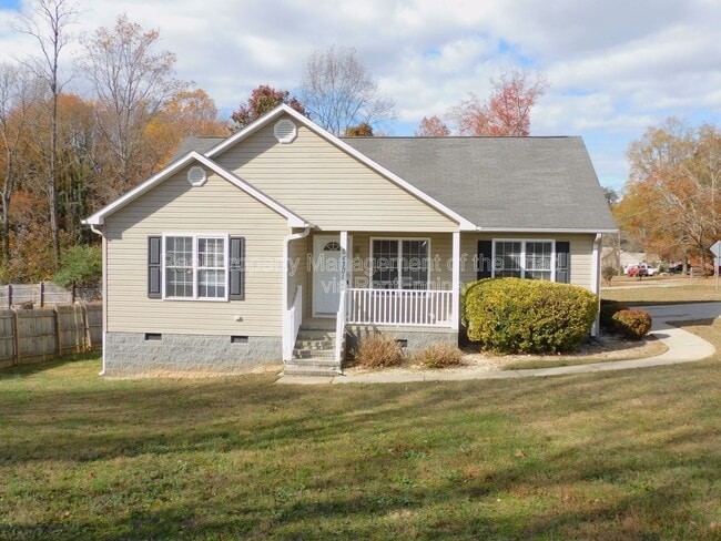 property at 4301 Edgemore Rd