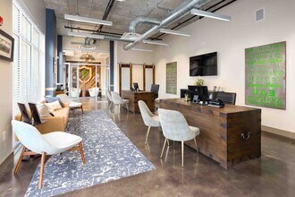 Parkside Apartments in Birmingham, AL - Foto de edificio - Building Photo