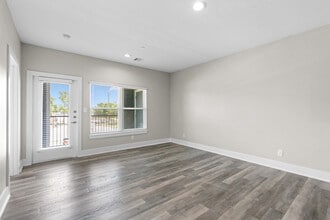 Azul Apartments in Houston, TX - Foto de edificio - Interior Photo