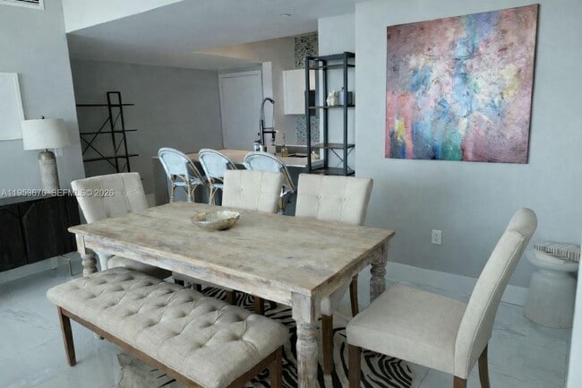 951 Brickell Ave in Miami, FL - Foto de edificio - Building Photo