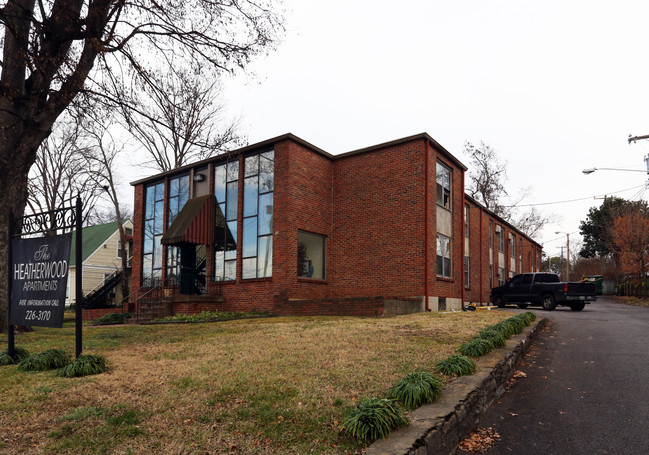 The Heatherwood Apartments in Nashville, TN - Building Photo - Building Photo