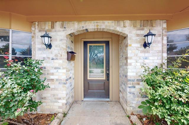 2407 Meadow Creek Dr in Carrollton, TX - Building Photo - Building Photo