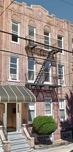 16 Van Sicklen St in Brooklyn, NY - Foto de edificio