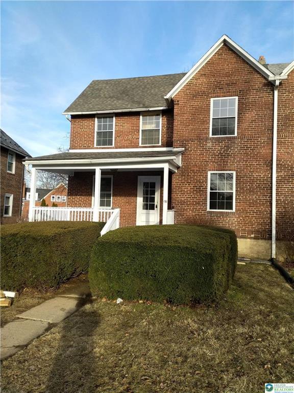 property at 1138 Arcadia St