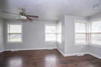 62 S Idaho St in Tacoma, WA - Building Photo - Building Photo