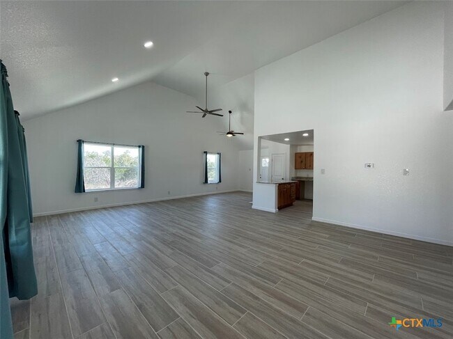 property at 1544 Rimrock Cv