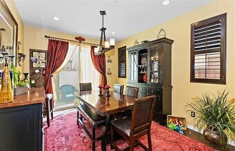 418 Vista Dr in Claremont, CA - Building Photo - Building Photo