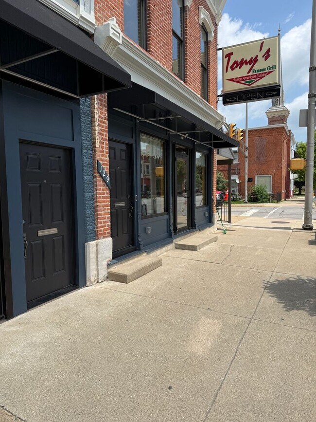property at 129 E Lincoln Ave
