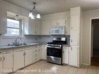 4617 Lehigh St photo'