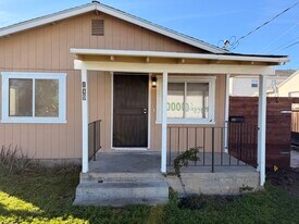 119 W 19th St in Antioch, CA - Building Photo