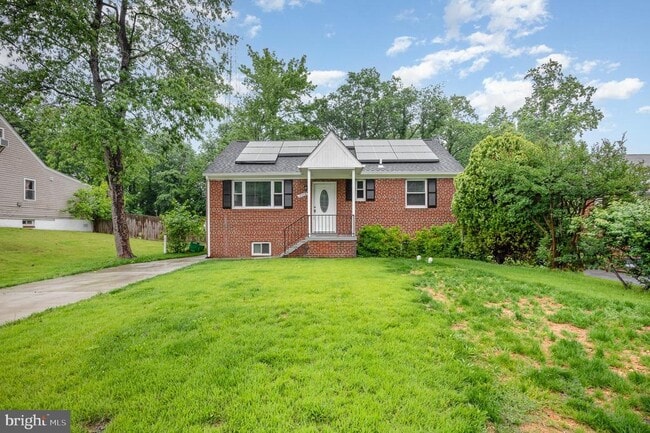 property at 2508 Larry Ave