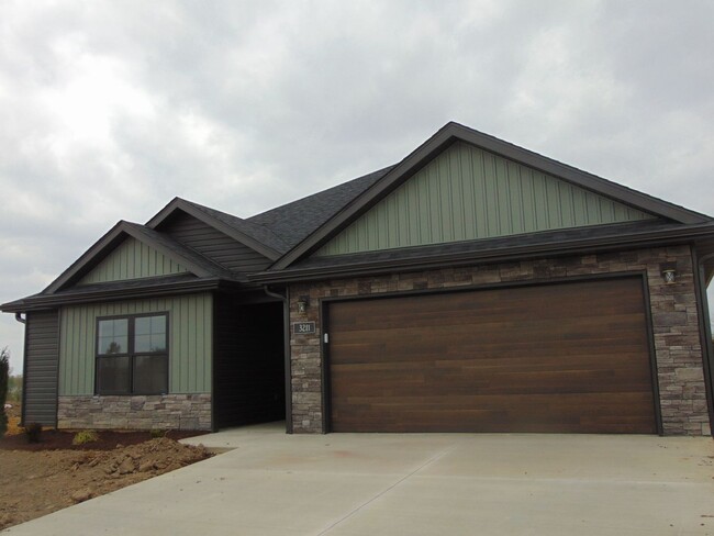 property at 3211 Napoli Dr