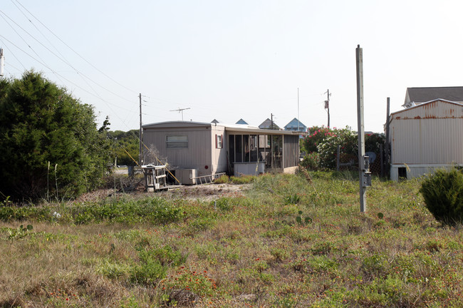 Pelican Watch in Surf City, NC - Building Photo - Building Photo