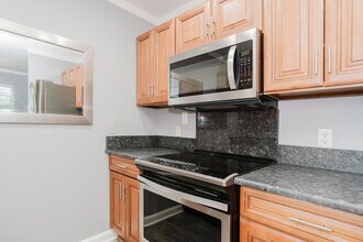 8 Vista Palm Ln in Vero Beach, FL - Building Photo - Building Photo