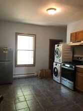 64 1/2 Day St, Unit 1 in Boston, MA - Building Photo - Building Photo