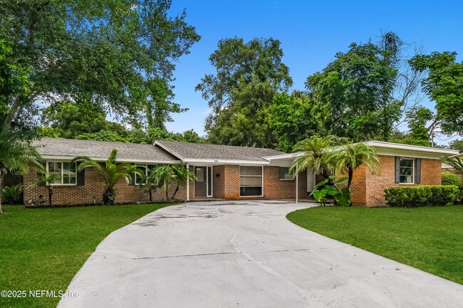 1555 Shirl Ln in Jacksonville, FL - Building Photo - Building Photo