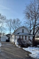 1324 Kenwood Ave in Beloit, WI - Building Photo