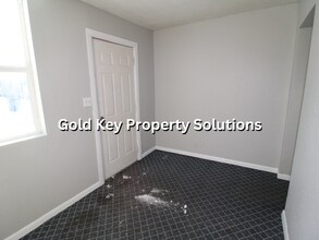 816 W 11th St in Anderson, IN - Building Photo - Building Photo