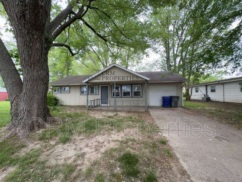 5204 Arrowhead Blvd in Kokomo, IN - Building Photo