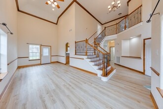 8514 Bonner Dr in Houston, TX - Foto de edificio - Building Photo
