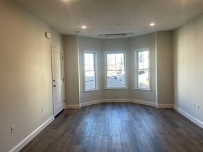 16 Wendell St in Lawrence, MA - Building Photo - Building Photo