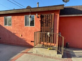 9603 Kauffman Ave, Unit Back Apartment in South Gate, CA - Building Photo