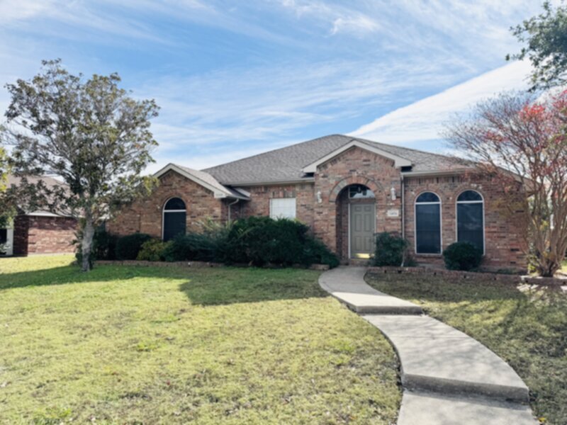 2808 Preston Creek in Mesquite, TX - Building Photo