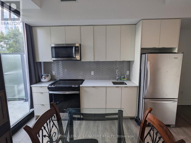 property at 1608-1608 Charles St
