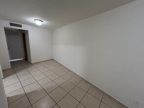 2000 Springdale Blvd in Palm Springs, FL - Building Photo - Building Photo